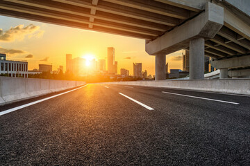 职场对外接待礼仪与注意事项有哪些