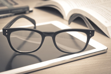 父亲六个手指会遗传给孩子么